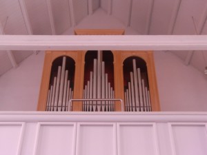 CIMG1422-small organ in the Marienkirche in the Naumburger Dom (unofficial stop)